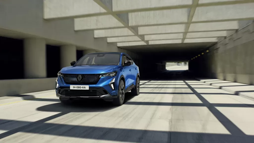 Renault, Yeni Coupe SUV Rafale'i Tanıttı! Renault, Yeni Coupe SUV Rafale'i Tanıttı!