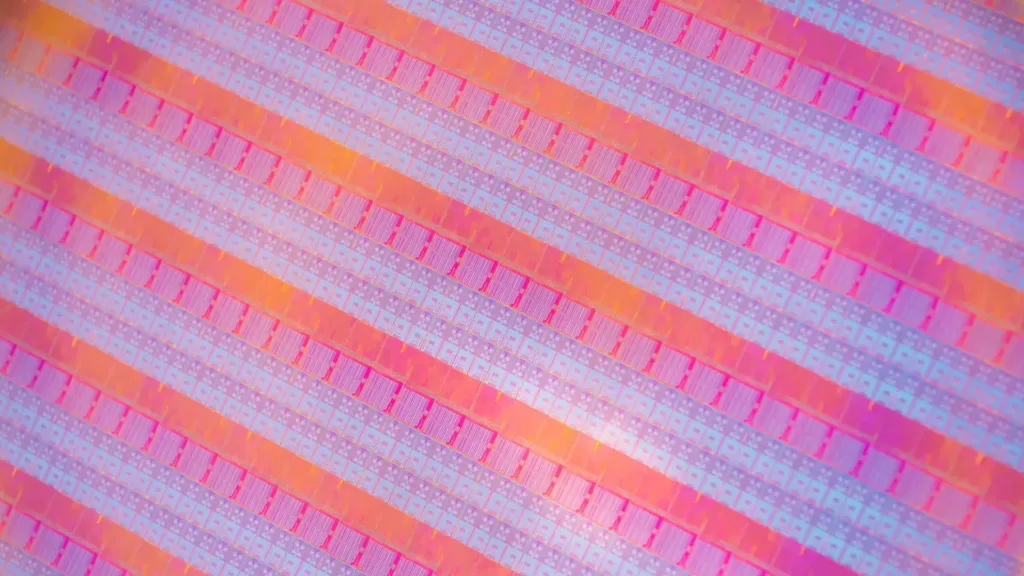 Intel, PowerVia ile Çip Üretiminde Bir Atılım Gerçekleştirdi Intel, PowerVia ile Çip Üretiminde Bir Atılım Gerçekleştirdi