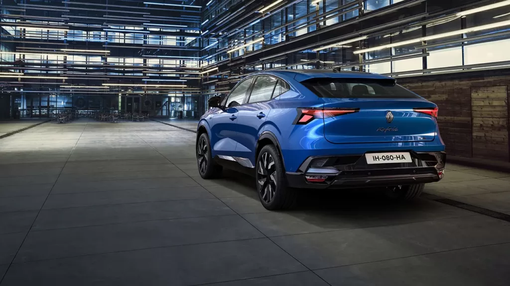 Renault, Yeni Coupe SUV Rafale'i Tanıttı! Renault, Yeni Coupe SUV Rafale'i Tanıttı!