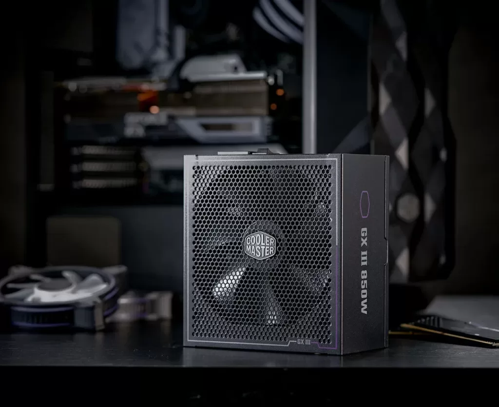 Cooler Master, GX III Gold Serisi ATX 3.0 Güç Kaynağını Piyasaya Sürdü Cooler Master, GX III Gold Serisi ATX 3.0 Güç Kaynağını Piyasaya Sürdü