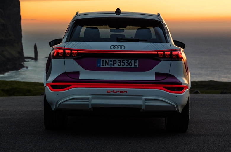 Audi Q6 e-tron Ve Dijital OLED Teknolojisi Audi Q6 e-tron Ve Dijital OLED Teknolojisi