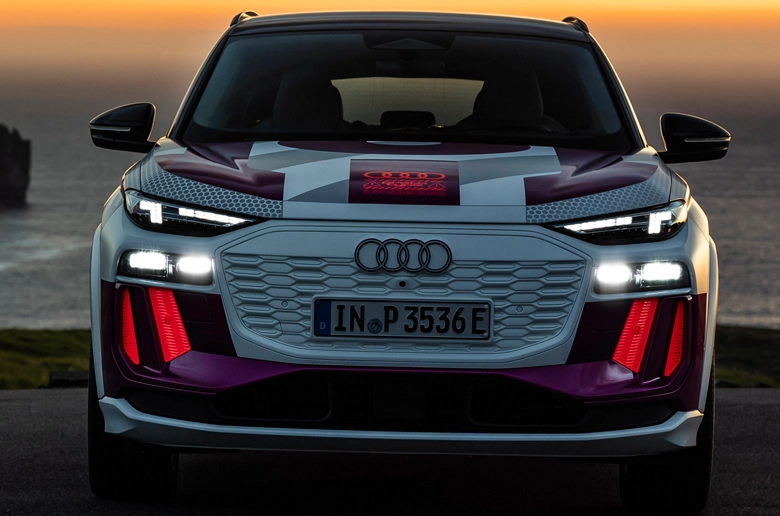 Audi Q6 e-tron Ve Dijital OLED Teknolojisi Audi Q6 e-tron Ve Dijital OLED Teknolojisi