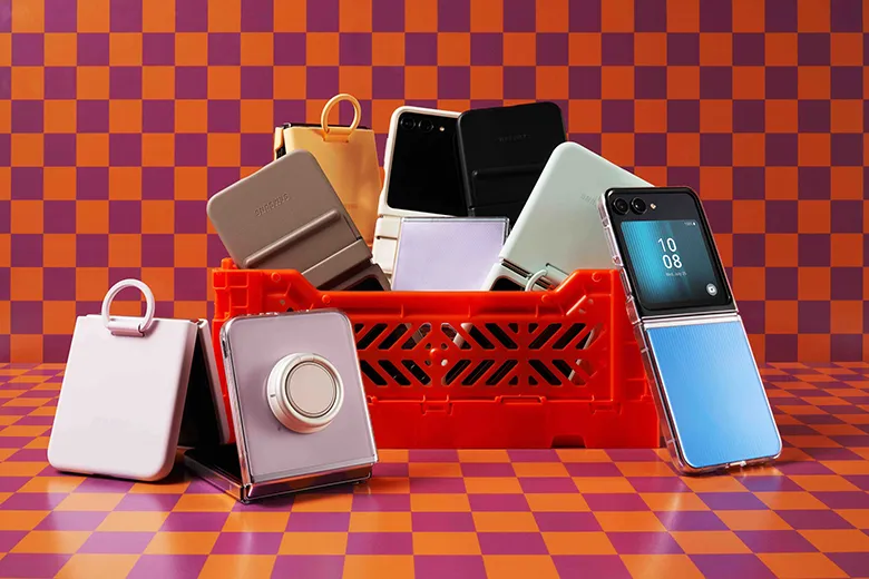 Samsung, Galaxy Z Flip 5'i Tanıttı Samsung, Galaxy Z Flip 5'i Tanıttı