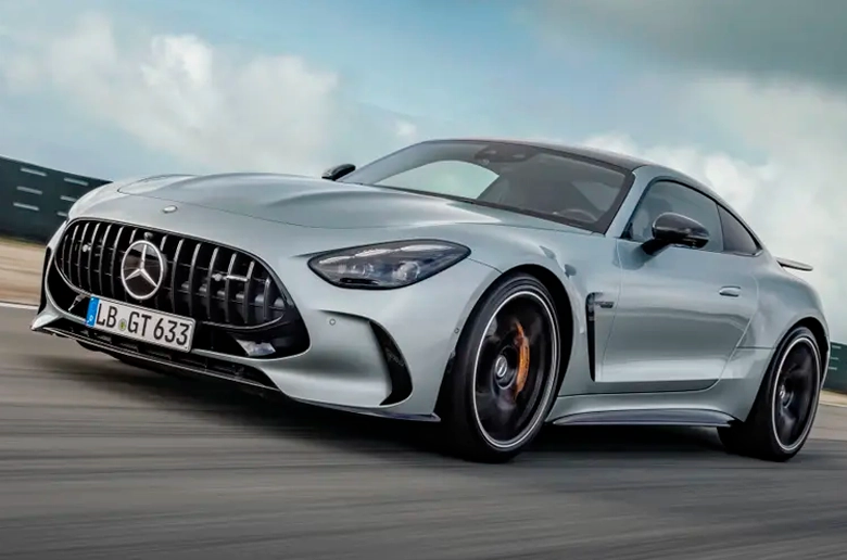2024 Mercedes-AMG GT Coupe'den İlk Detaylar Paylaşıldı 2024 Mercedes-AMG GT Coupe'den İlk Detaylar Paylaşıldı