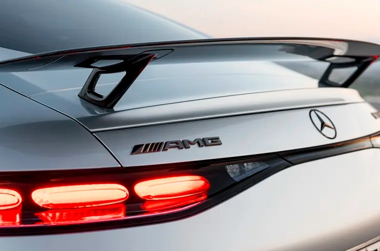 2024 Mercedes-AMG GT Coupe'den İlk Detaylar Paylaşıldı 2024 Mercedes-AMG GT Coupe'den İlk Detaylar Paylaşıldı