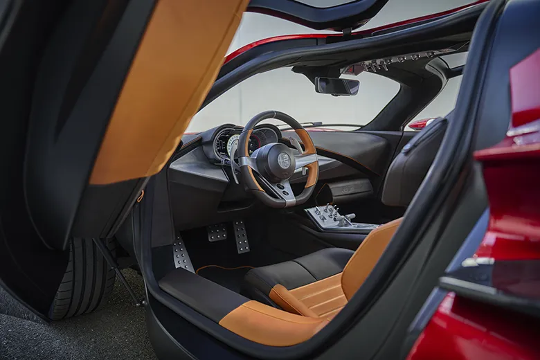 Uçak Değil Araba! Alfa Romeo, 33 Stradale Tanıtıldı! Uçak Değil Araba! Alfa Romeo, 33 Stradale Tanıtıldı!