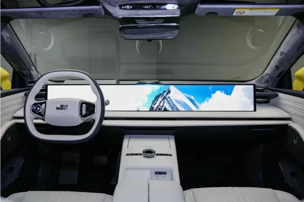 Geely Galaxy E8 Piyasaya Çıkıyor Geely Galaxy E8 Piyasaya Çıkıyor