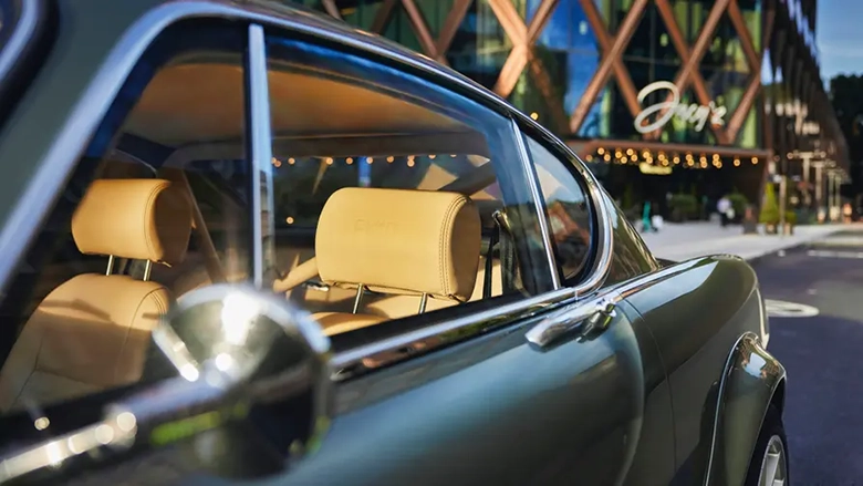 Volvo, Sadece 1 Adet Ürettiği P1800 Cyan GT Modelini Tanıttı Volvo, Sadece 1 Adet Ürettiği P1800 Cyan GT Modelini Tanıttı