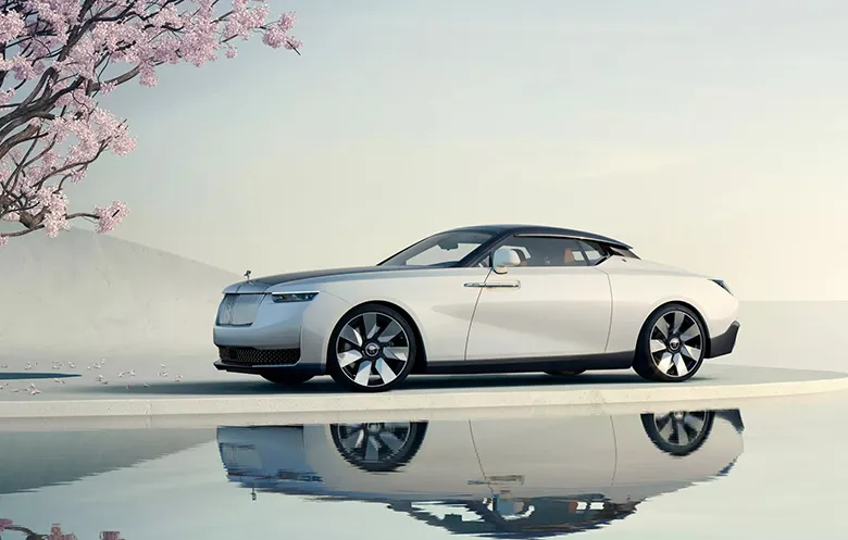 Rolls-Royce'un Yat İlhamlı Arcadia Droptail Modeli Tanıtıldı Rolls-Royce'un Yat İlhamlı Arcadia Droptail Modeli Tanıtıldı